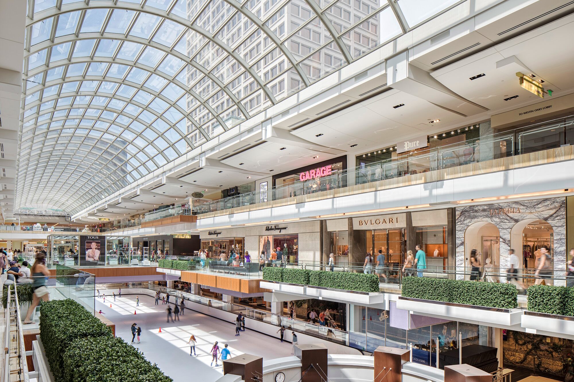 Copley Place Mall: Is This High-End Luxury Mall on the Decline? Boston,  Massachusetts. 